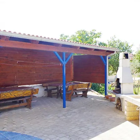 Dom wakacyjny House Kazali, *